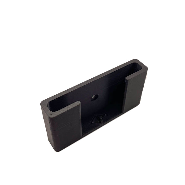 The Universal Fishing Reel Holder by Pesca Innovations can hold any type and size of fishing reel. 