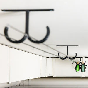 The Fishing Rod Holder Double Ceiling by Pesca Innovations is easy to use and is lightweight and durable. 